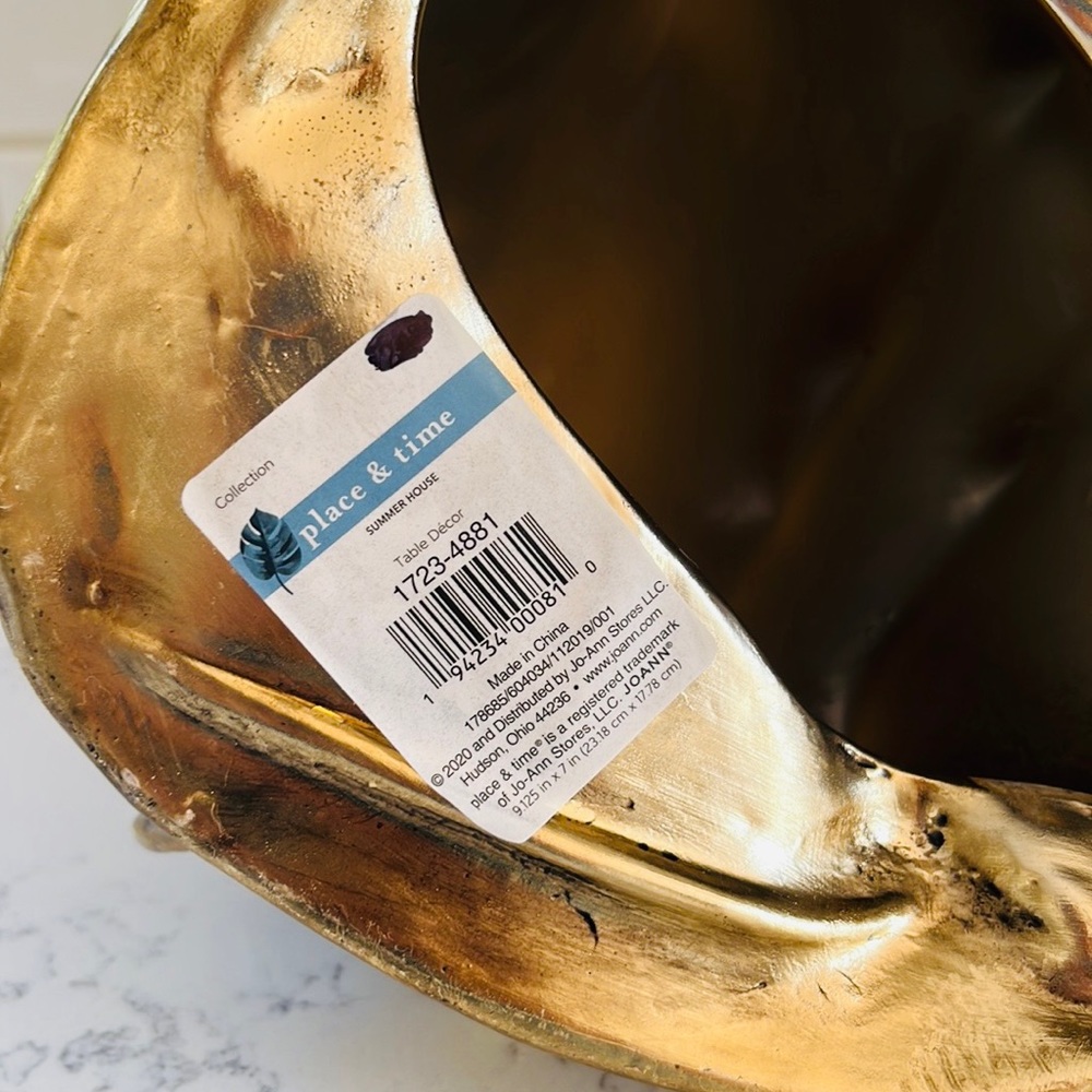 Place & Time Large Ceramic Conch Shell Gold - Picture 9 of 15